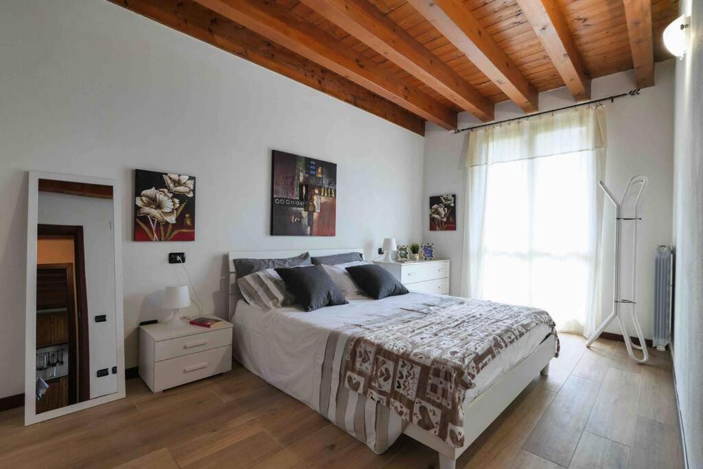 Borgo Di Terzo Bifocale In Centro Storico Check In 24H Fast Wi-Fi Bus 500M Apartment Екстериор снимка